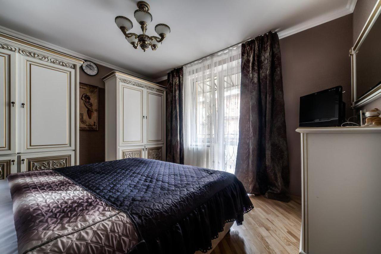Apartamenty On Kryvonosa Lviv Extérieur photo