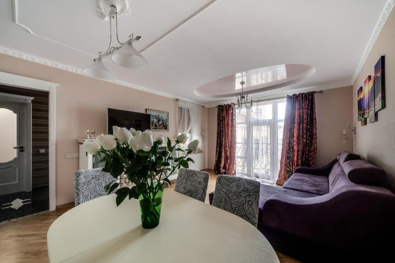Apartamenty On Kryvonosa Lviv Extérieur photo